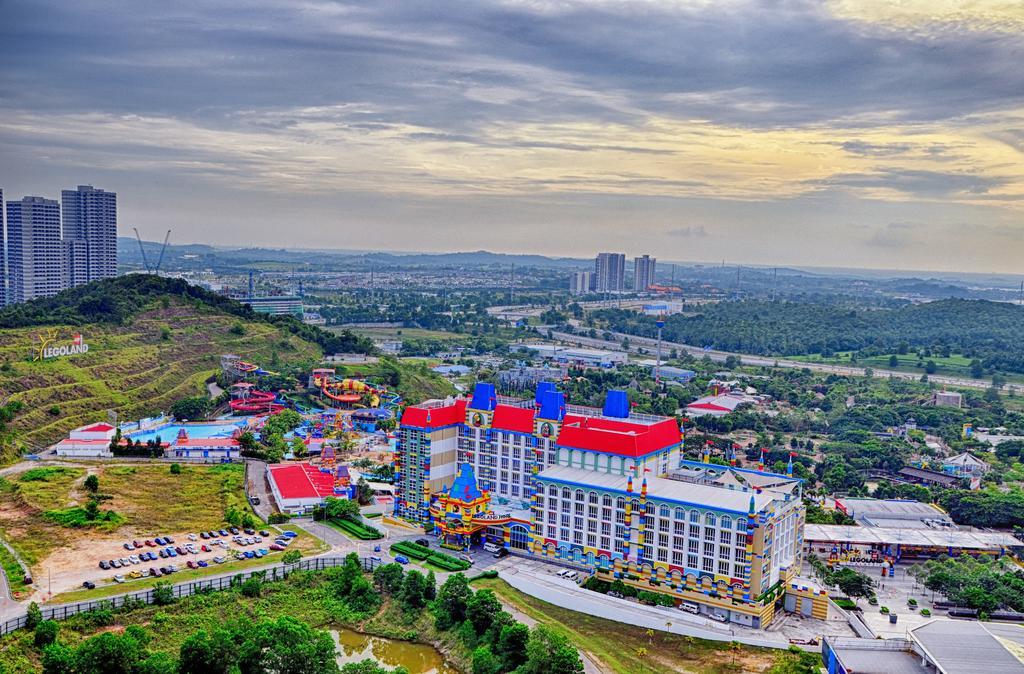 Holi Afiniti Themed Suites Nusajaya  Zewnętrze zdjęcie